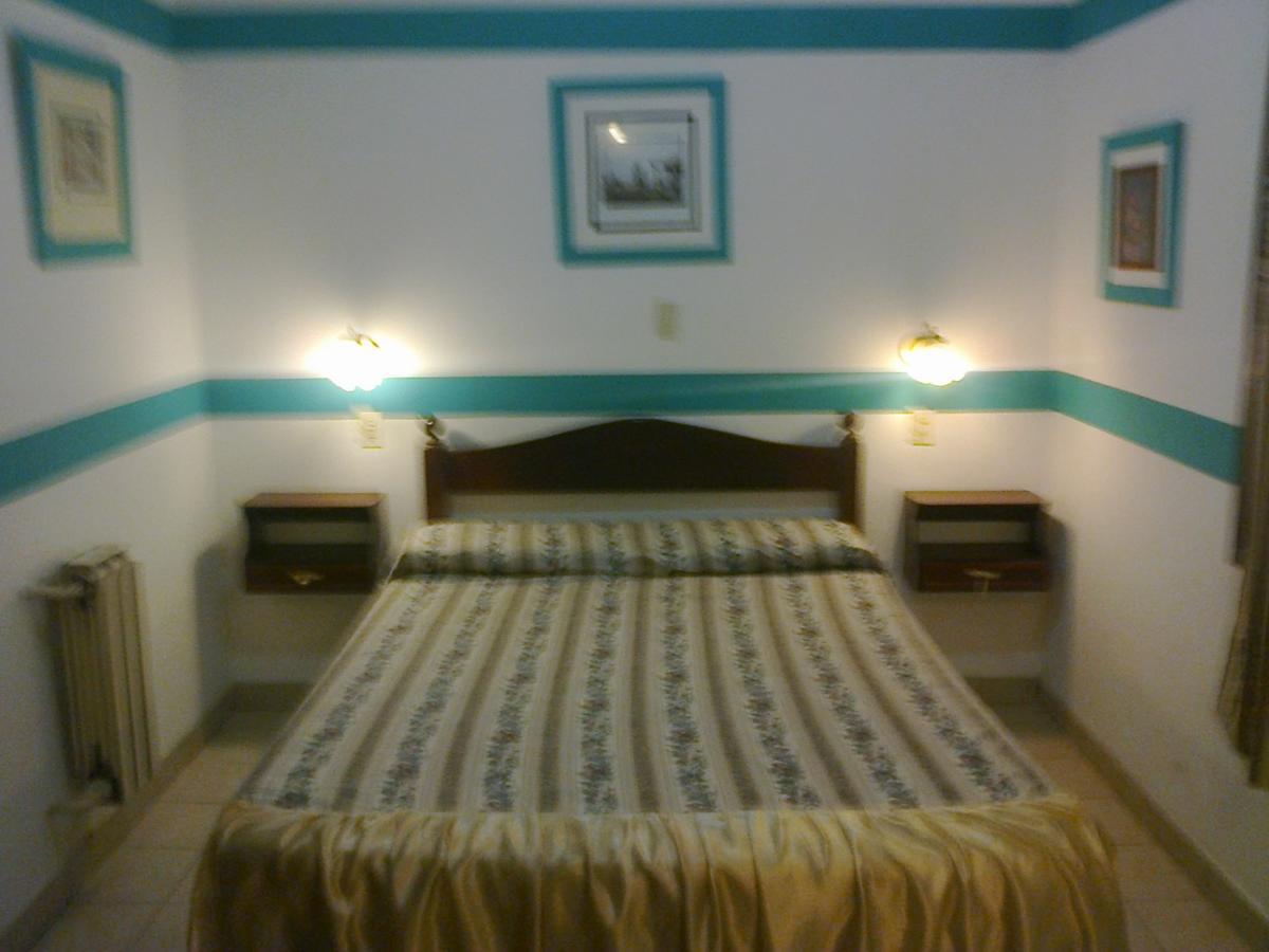 Hotel Plaza Трес Арройос Экстерьер фото